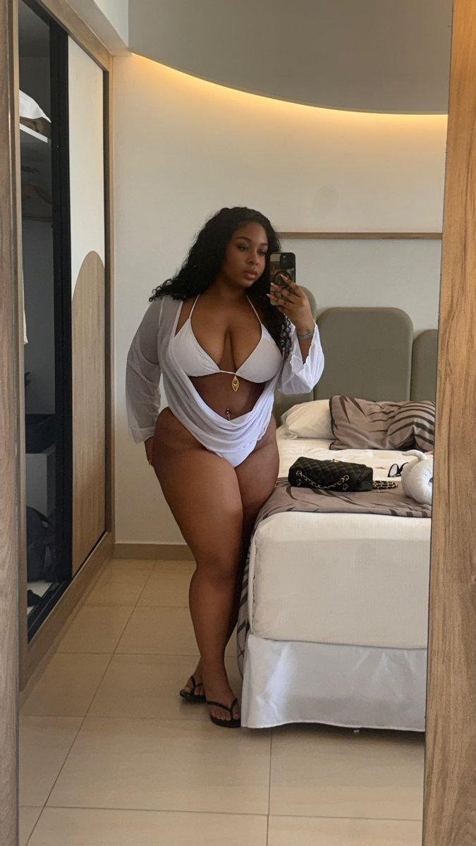 Gigi 💋 tweet media