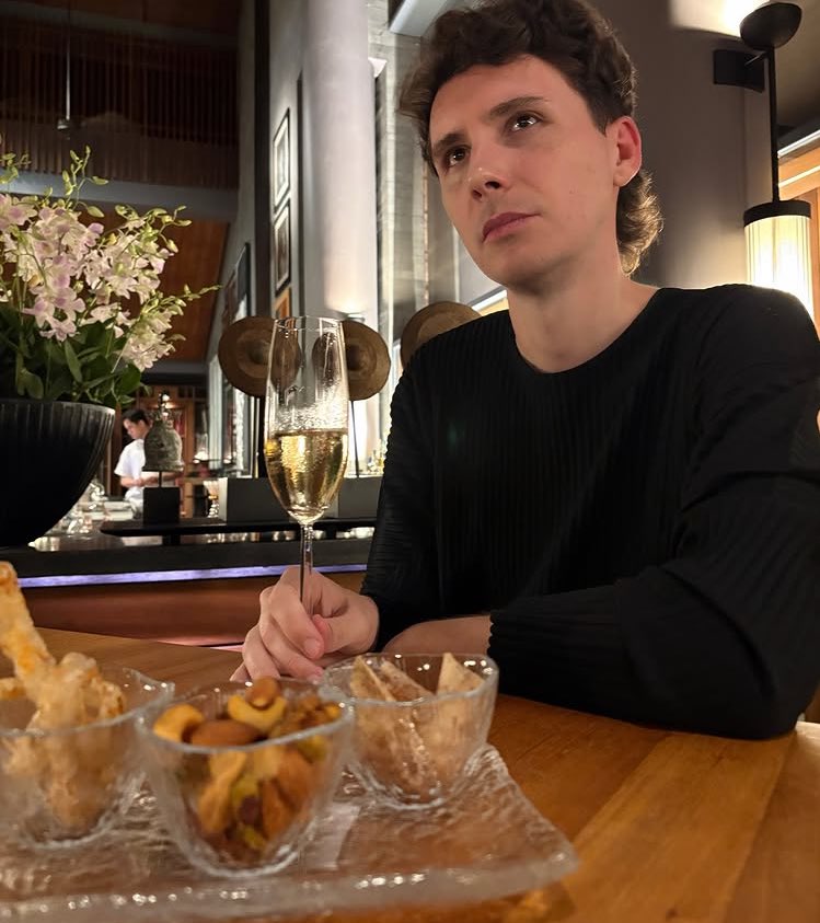 the nuttler ⚞•⚟ tweet media