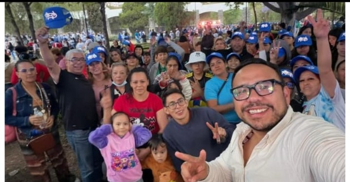 visionMH tweet media