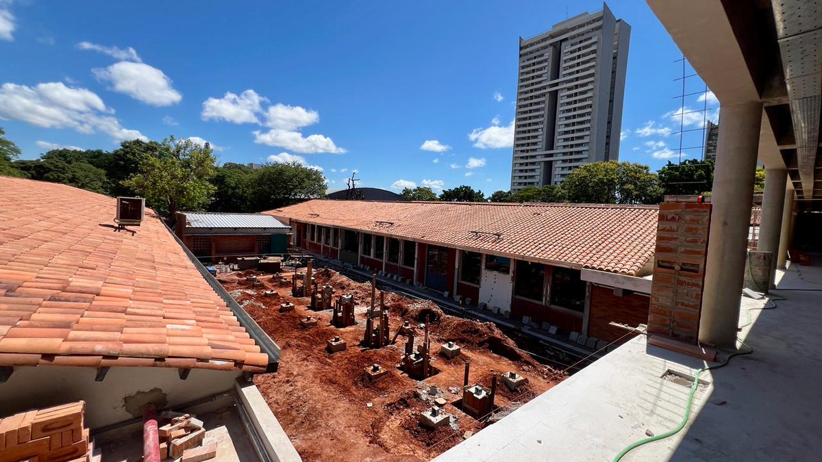 Santiago Peña tweet media