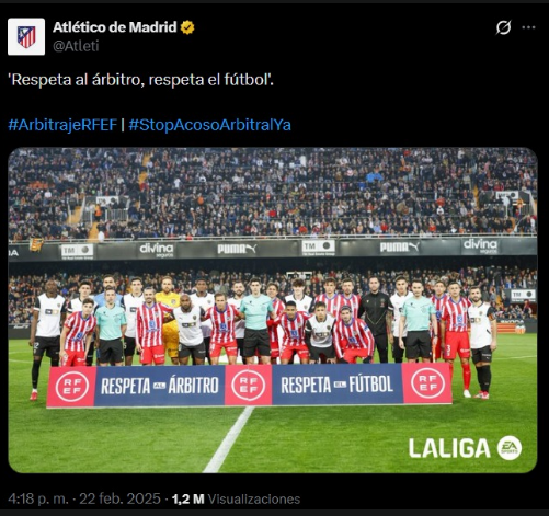 Atentos porque estamos ante uno de los ridículos más grandes en la historia de un club:
-"Respeta al árbitro, respeta el fútbol"
-Se compadecen por el "acoso" que reciben los árbitros.
-Van y hacen lo contrario a sus "valores" meses después.

Pateti de Madrid, no lo entenderías🚬