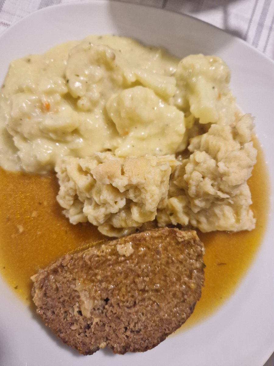 Lieselotte2604 tweet media