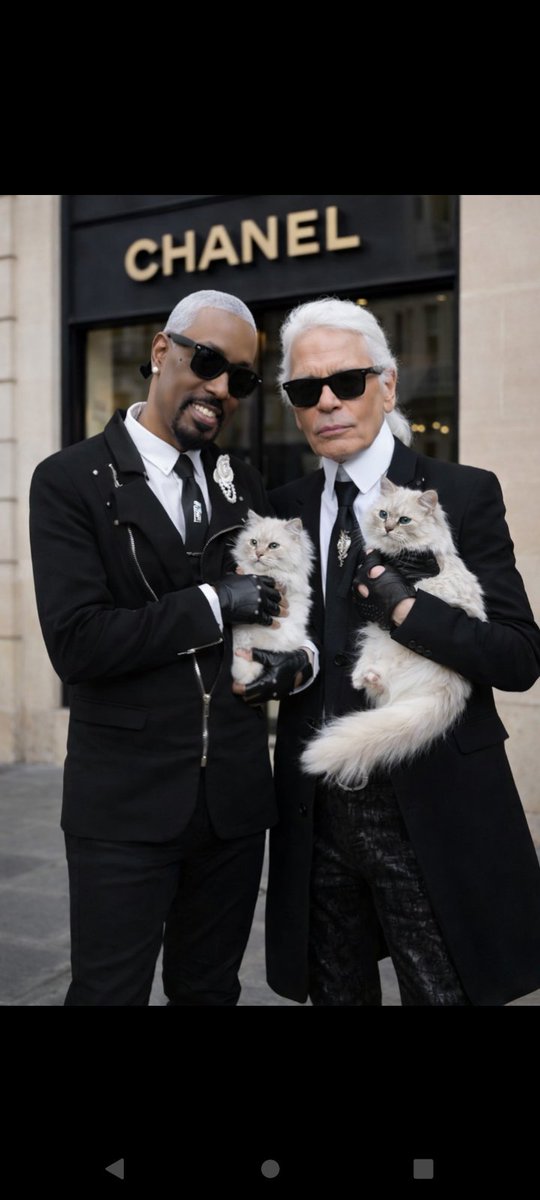 DesignerSADIO's tweet photo. @KarlLagerfeld I would have loved to have met Karl and Collaborated with him on a Collection. This is me dressed as him for a High Fashion Halloween Party. I WON THE COSTUME CONTEST!!! https://t.co/SfeL7HBcvX