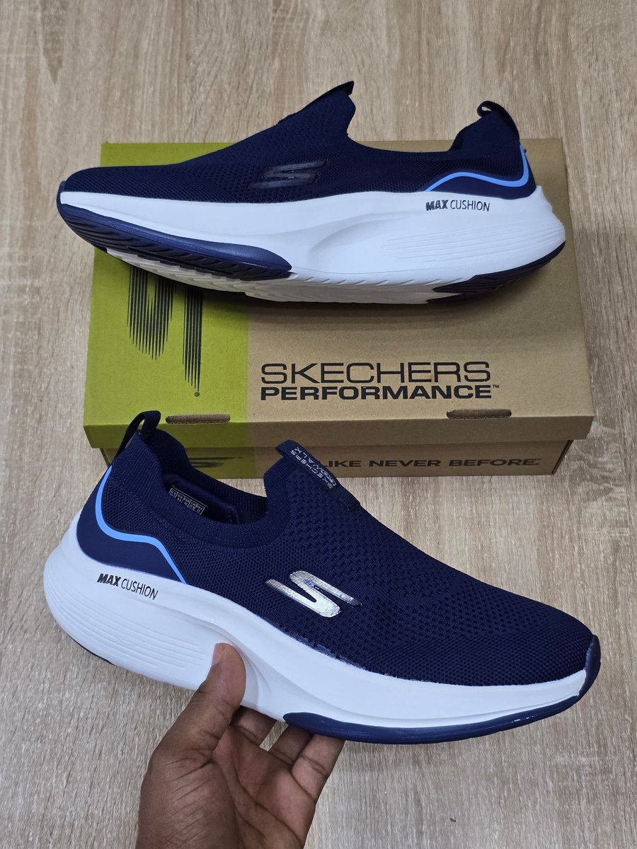 OLUWADAMILOLA {FOOTWEAR'S VENDOR} tweet media