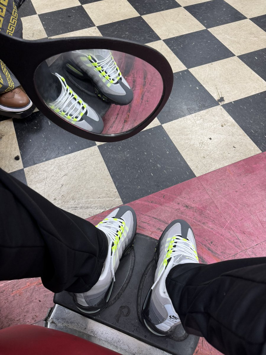 DJ T.Mobile - SDM tweet media