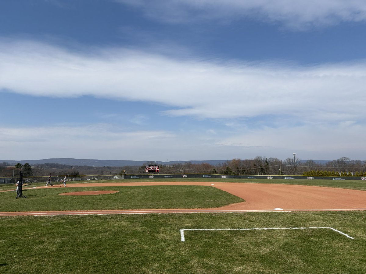 SlaterAthletics's tweet photo. Shout out to our grounds crew, spring sports is a tough season, field are looking 🤩 #SlaterNation⚒️ https://t.co/pGjQjYtmUj