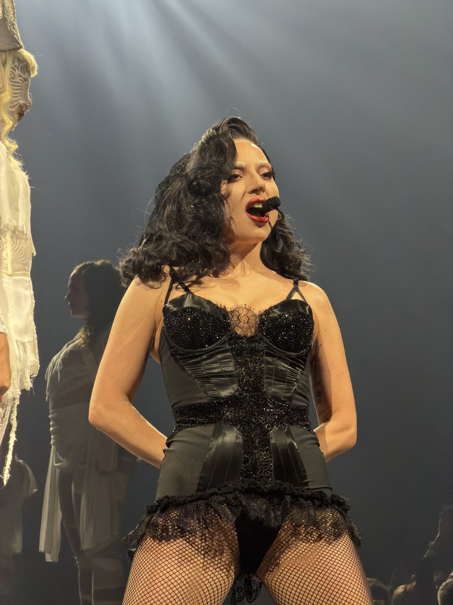 bri∀n∀ ⋆˚꩜｡ tweet media