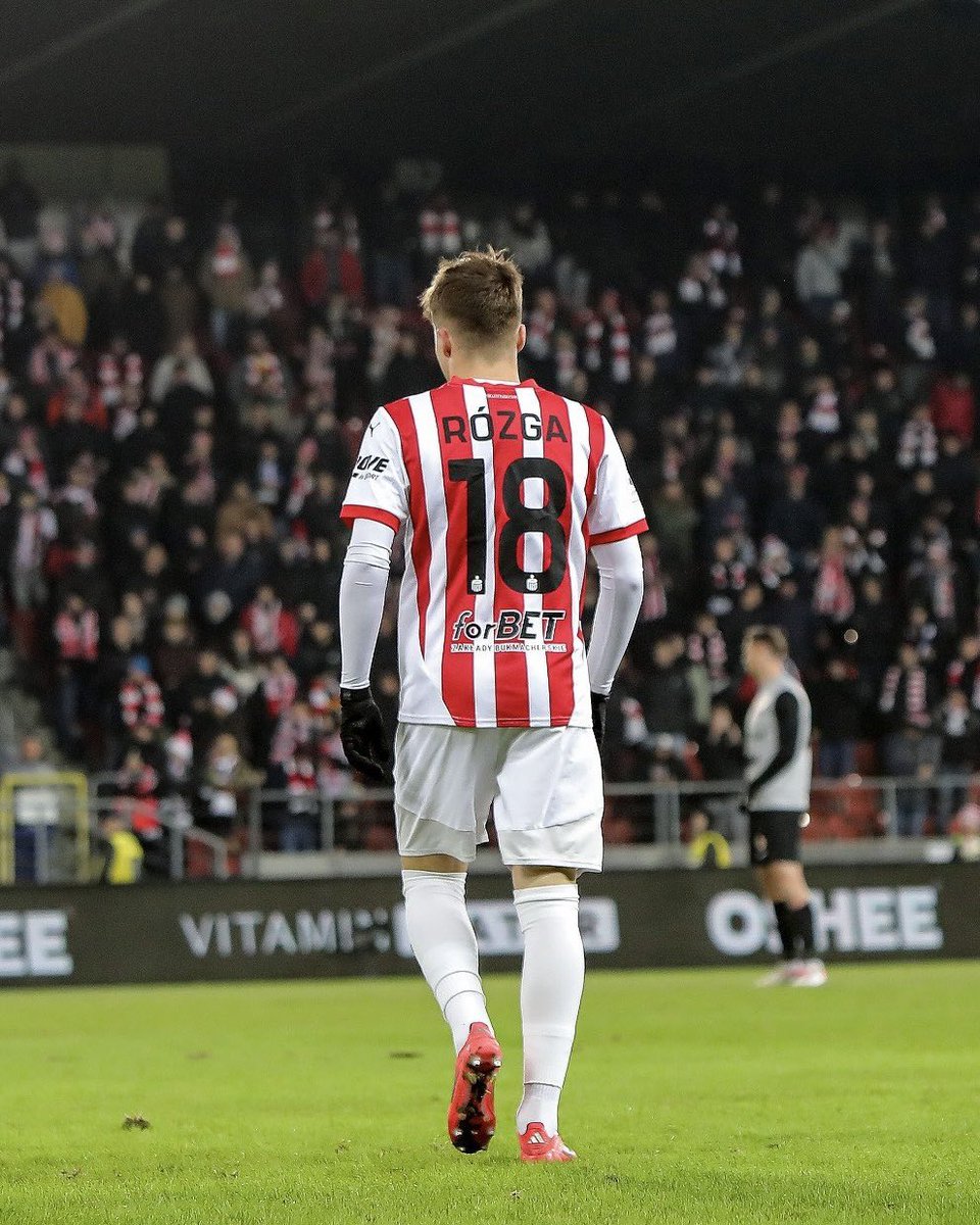 CRACOVIA tweet media