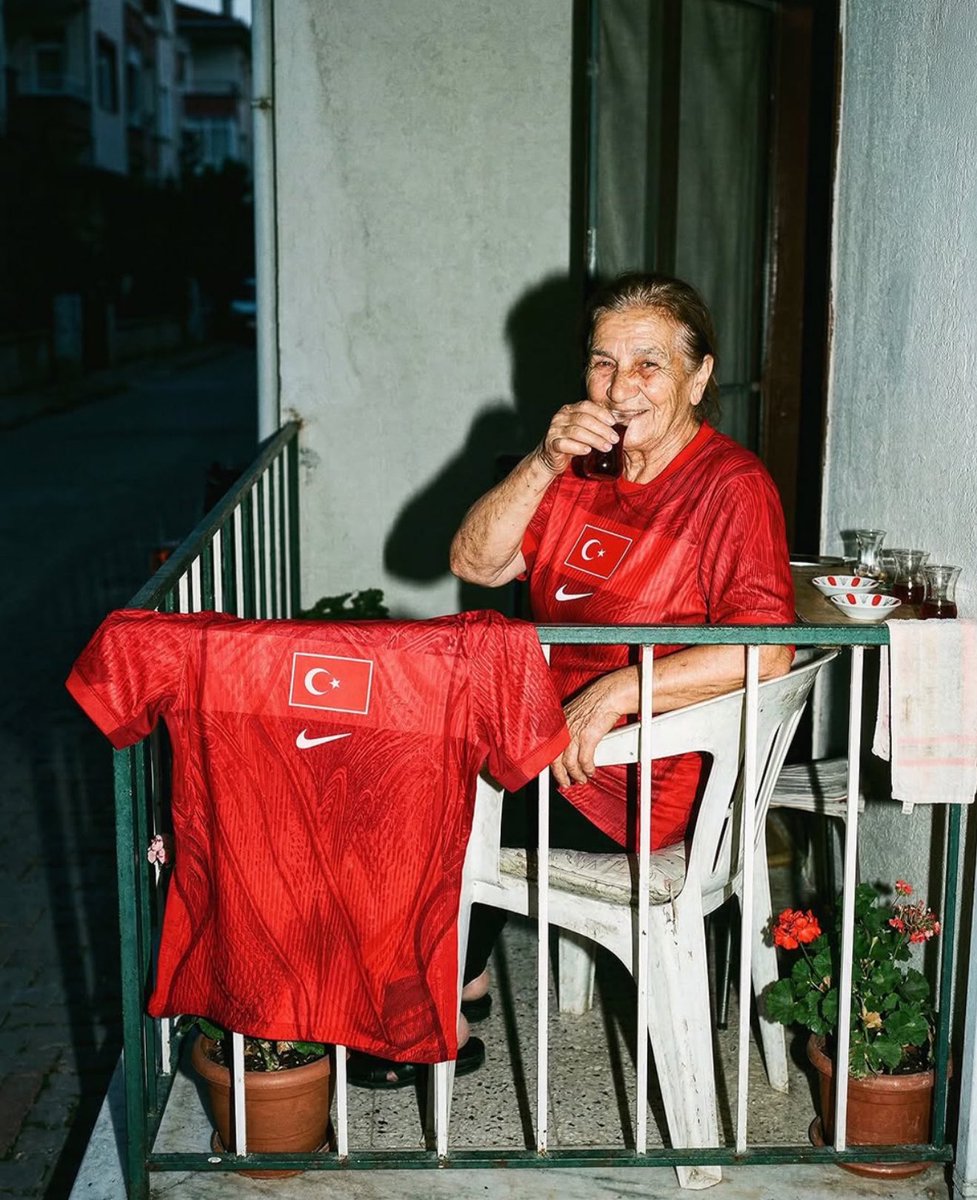 “Biz Türküz, Türk biziz”

🇹🇷⚽️