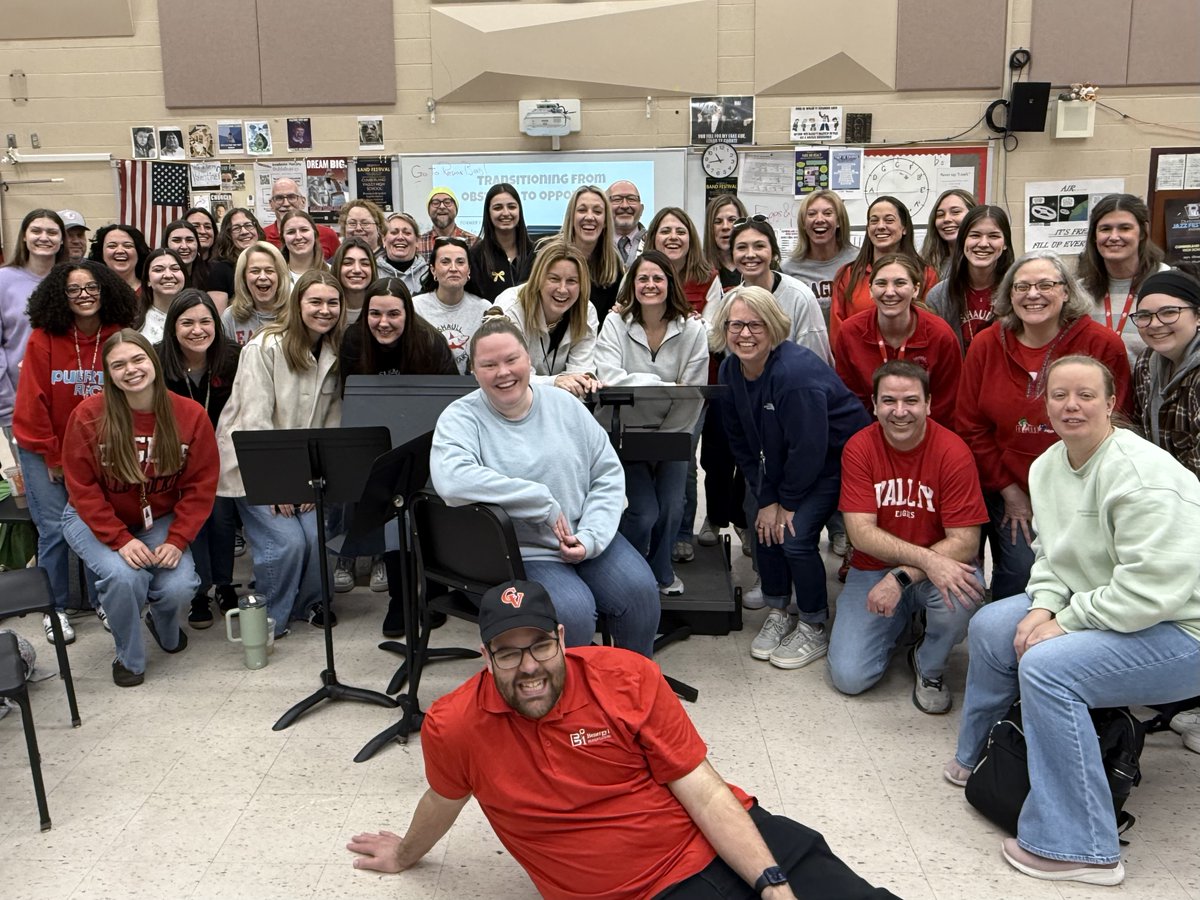 CVSDnews's tweet photo. 🌟 INSPIRING HEARTS AND MINDS: Last Friday, @BenergyEAC kicked off our PD Day, sharing his journey from speaking just 20 words at age 2 to inspiring the nation with kindness, inclusion, and the power of one. 🫶

#PortraitOfAnEagle #CVProud https://t.co/uWjHHViIBA
