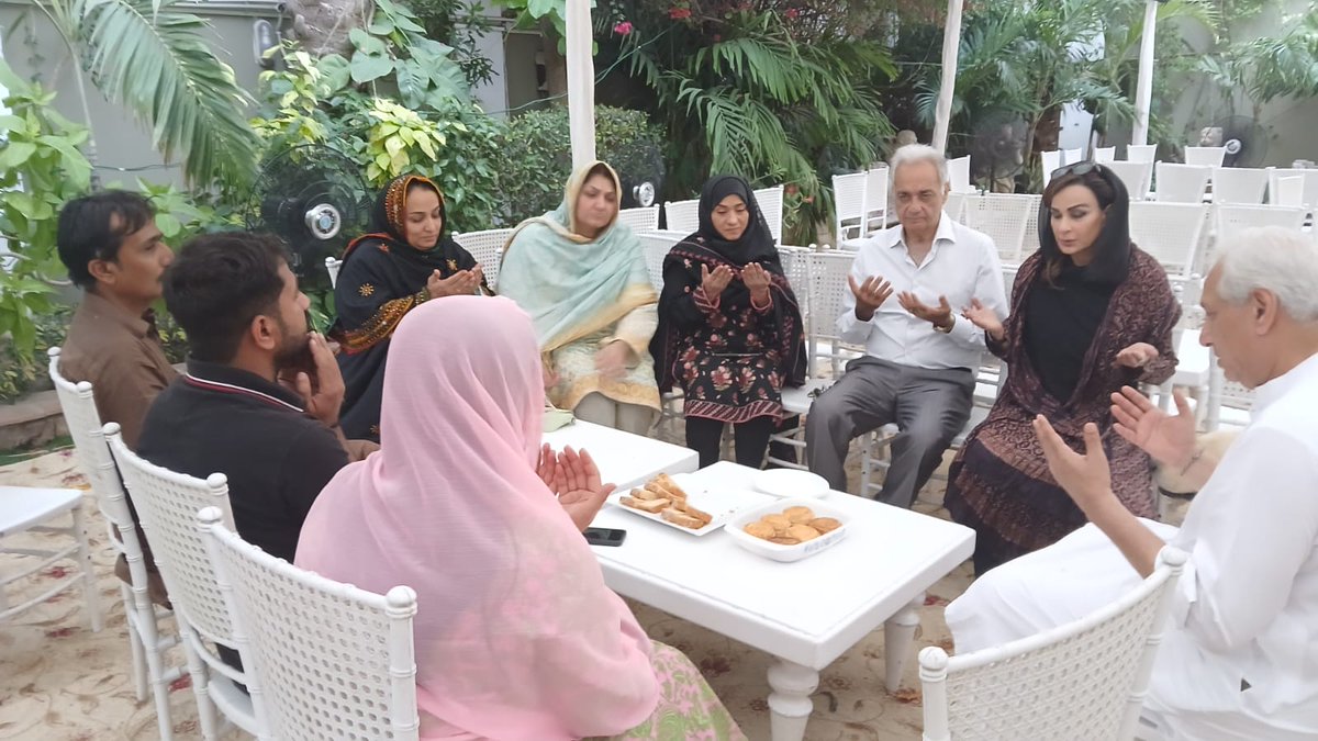 MumtazBikak tweet media