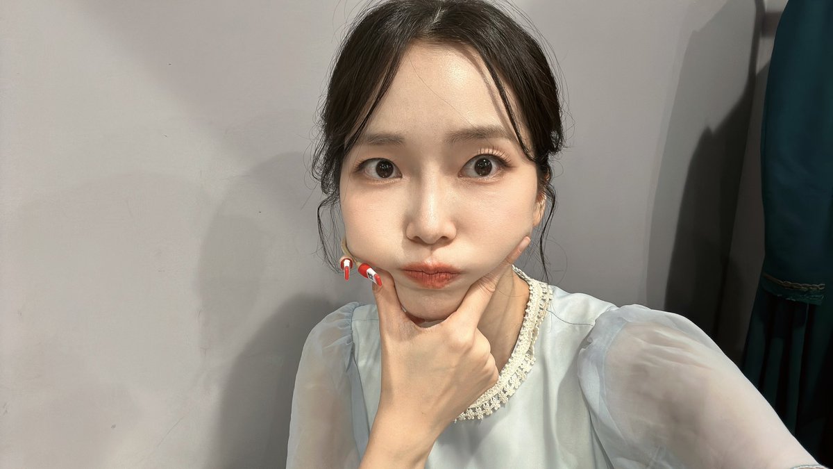 짜발이 tweet media