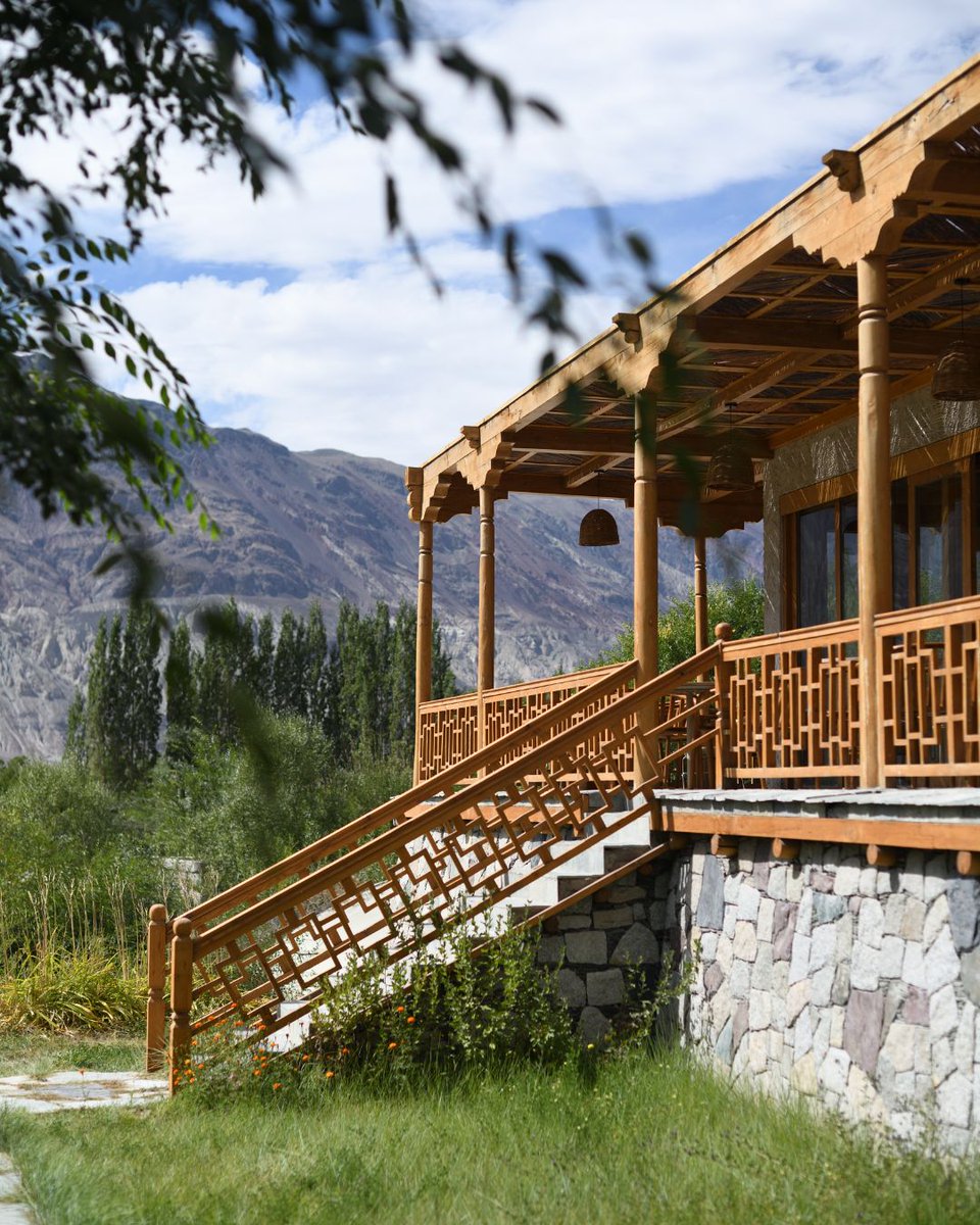 HIP Hotels tweet media