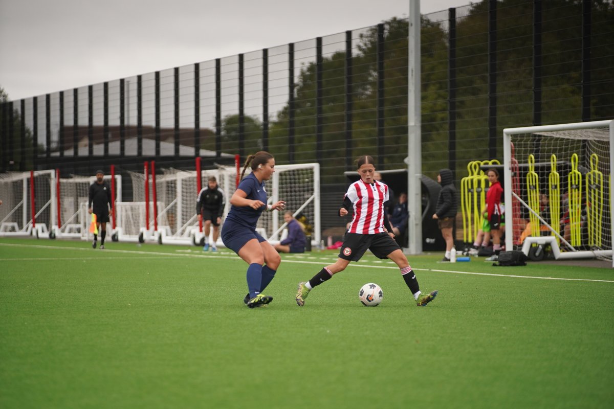 BrentfordFCCST's tweet image. Post 16 Trials for Boys and Girls ⚽️

📅 Wednesday 1 April
📍 Gunnersbury Park Sports Hub, W3 8LQ

𝐆𝐢𝐫𝐥𝐬: 10am - 12pm. Register here ➡️ forms.cloud.microsoft/pages/response…

𝐁𝐨𝐲𝐬: 1pm - 3pm. Register here ➡️ forms.office.com/Pages/Response…

#Trials #Post16 #RealisingPotential