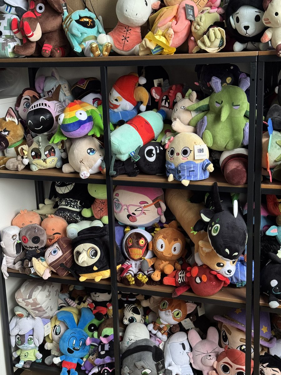 Makeship tweet media