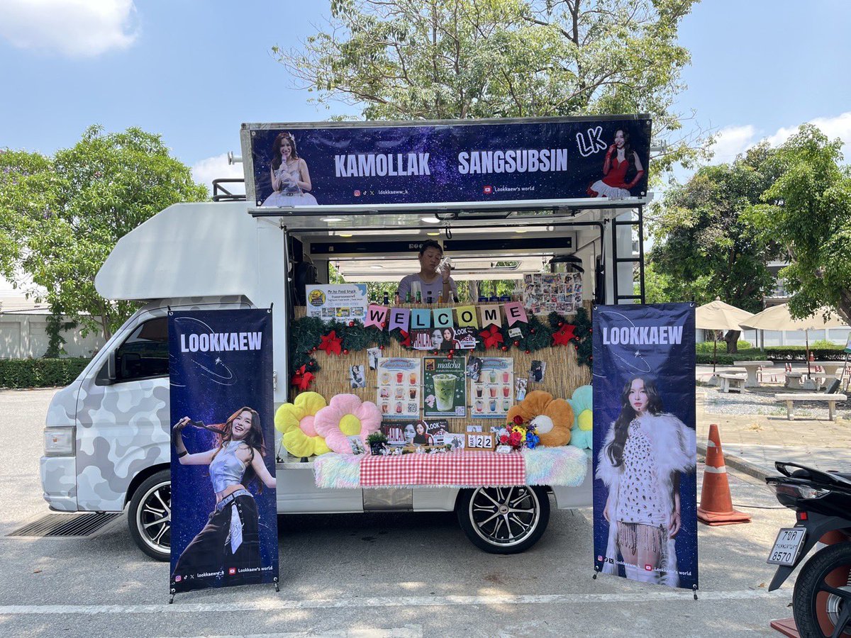 APPLE 🔮🌎 tweet media