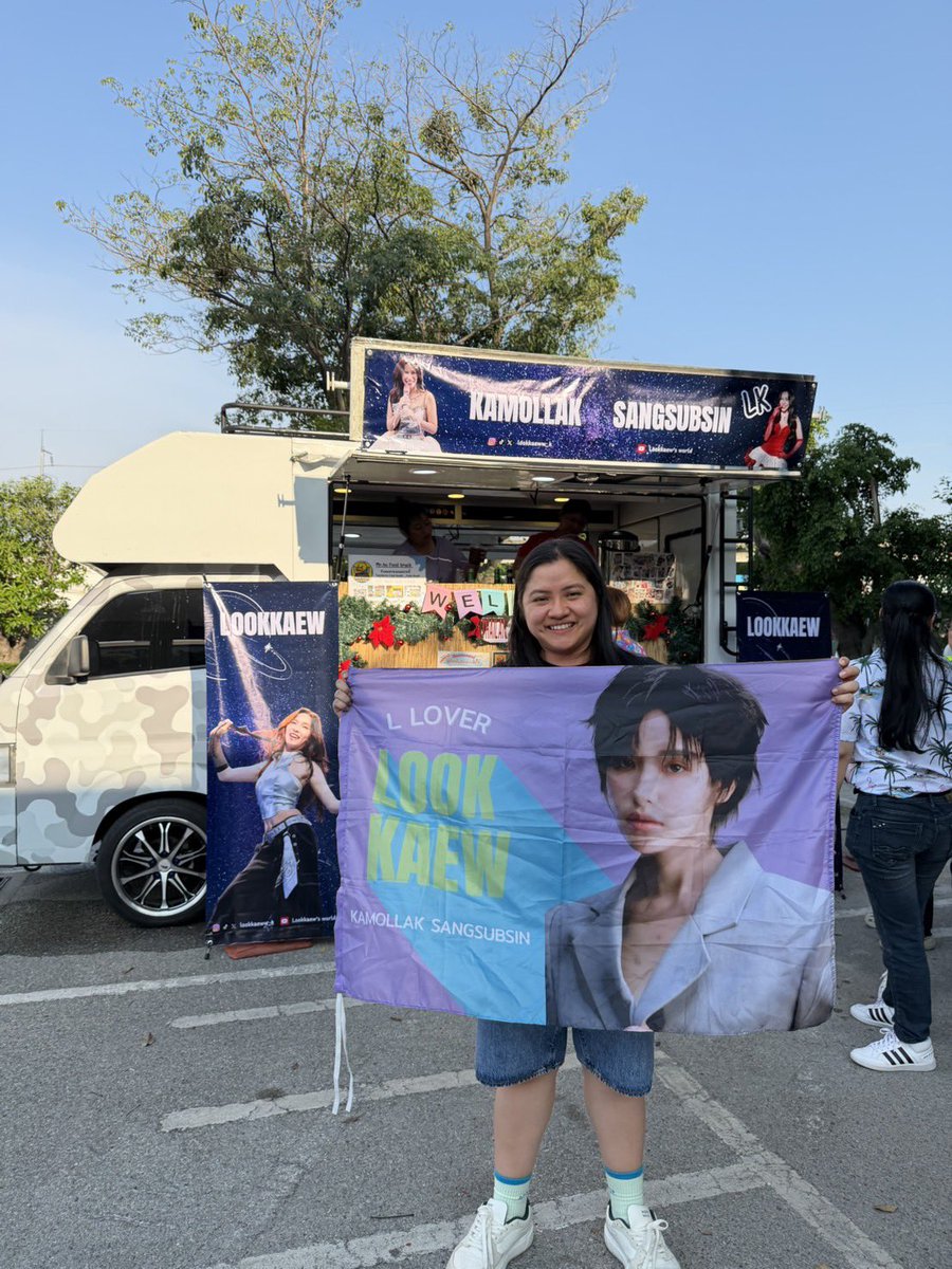 APPLE 🔮🌎 tweet media