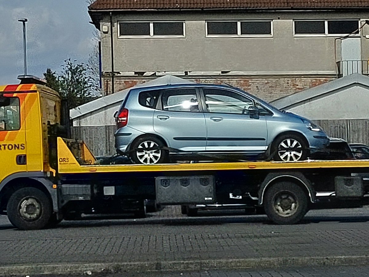 YardleyWMP's tweet photo. 8x vehicles recovered today Lidl Car park left abandoned for a. Very long time. #offtothepound https://t.co/X0BprMHC8N