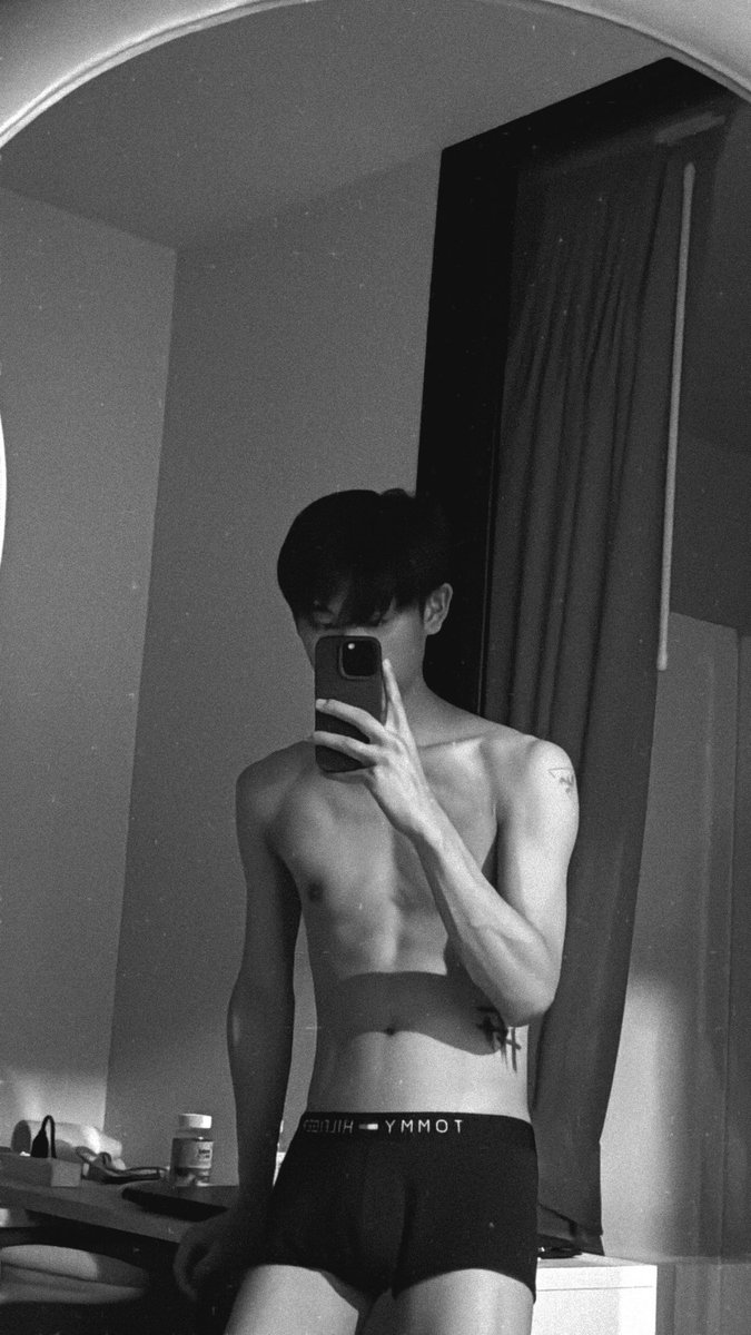 บบ. ☀️ tweet media