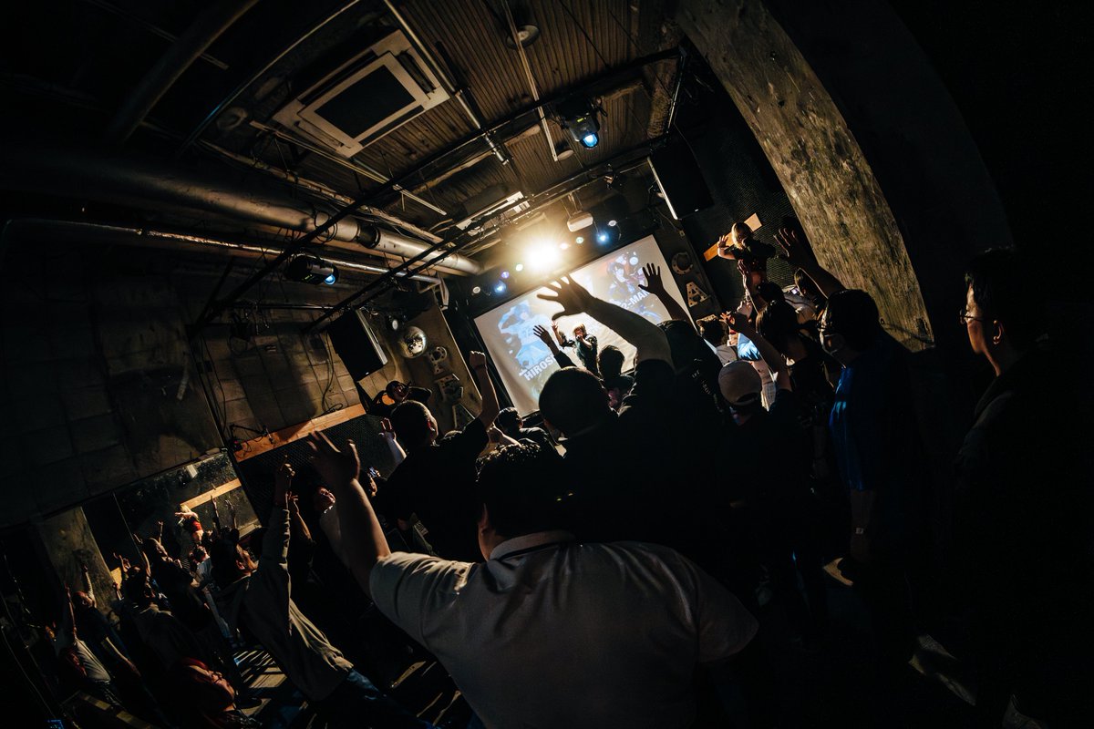 WeZ | official tweet media