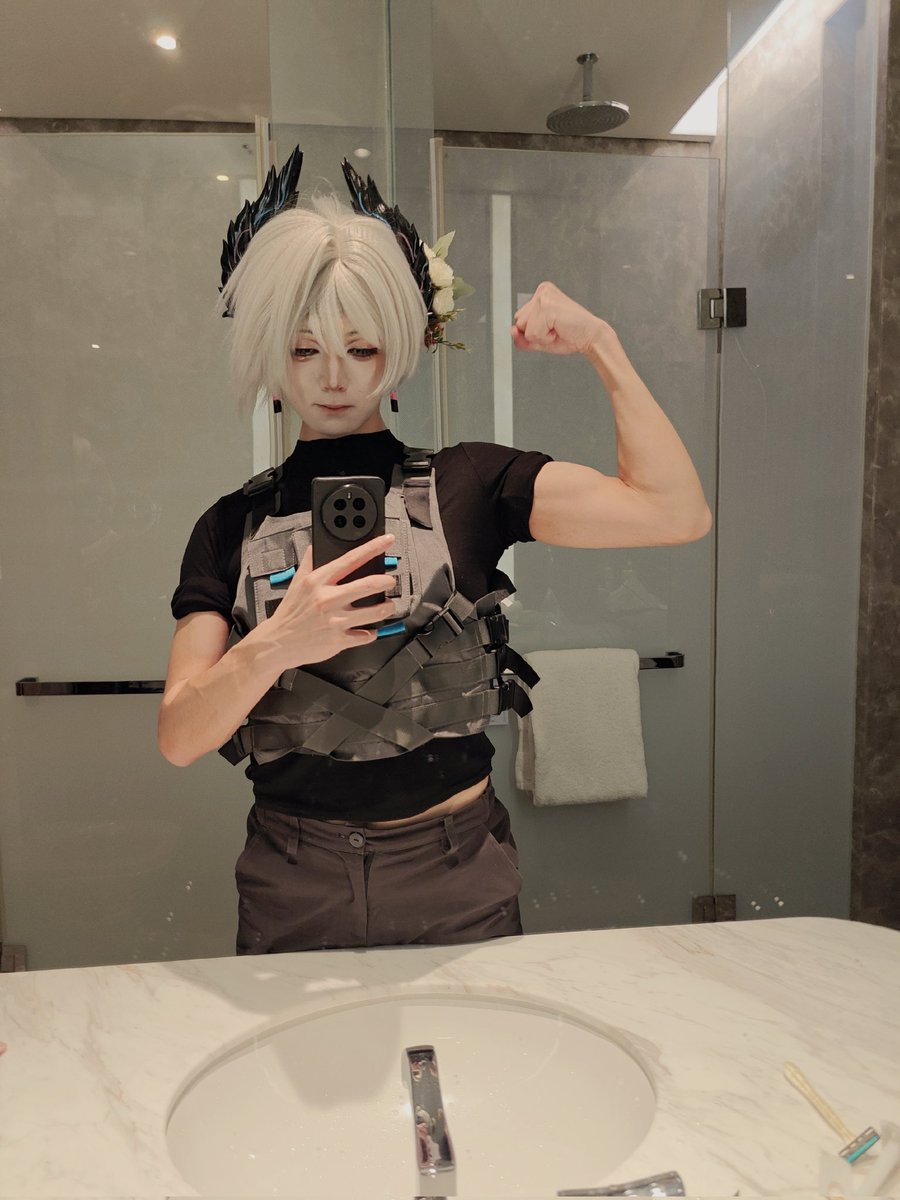 Blood_sakura_琪 tweet media