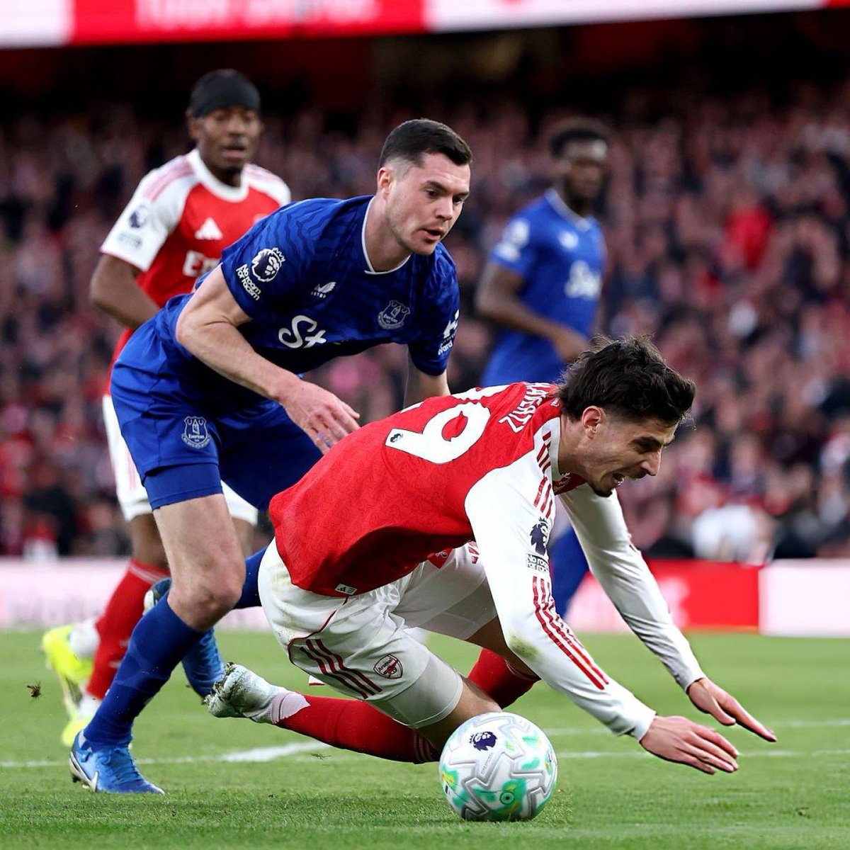 DailyAFC tweet media