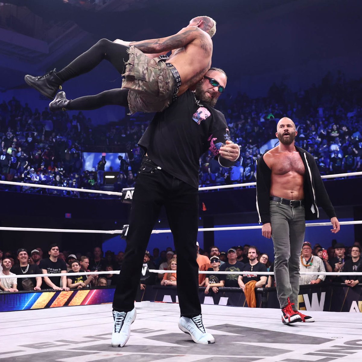 The Murderhawk Monster Lance Archer tweet media