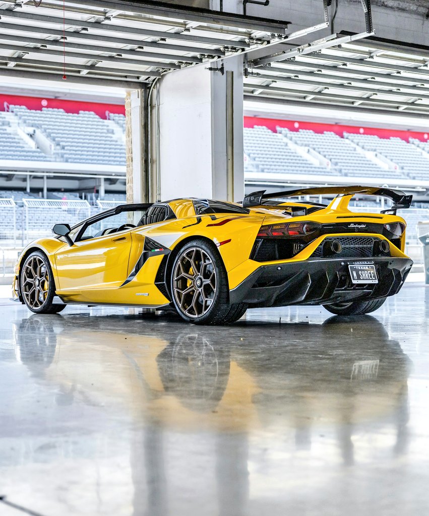 metroTM33's tweet image. #Lamborghini Aventador SVJ