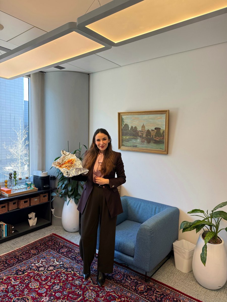 Mary Khan tweet media