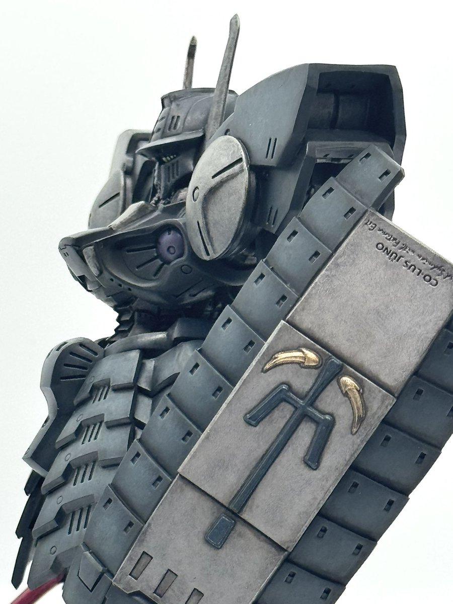 チロシ課長@筆塗りモデラー tweet media