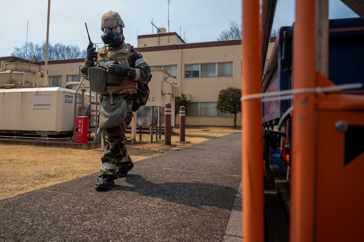 Yokota Air Base tweet media