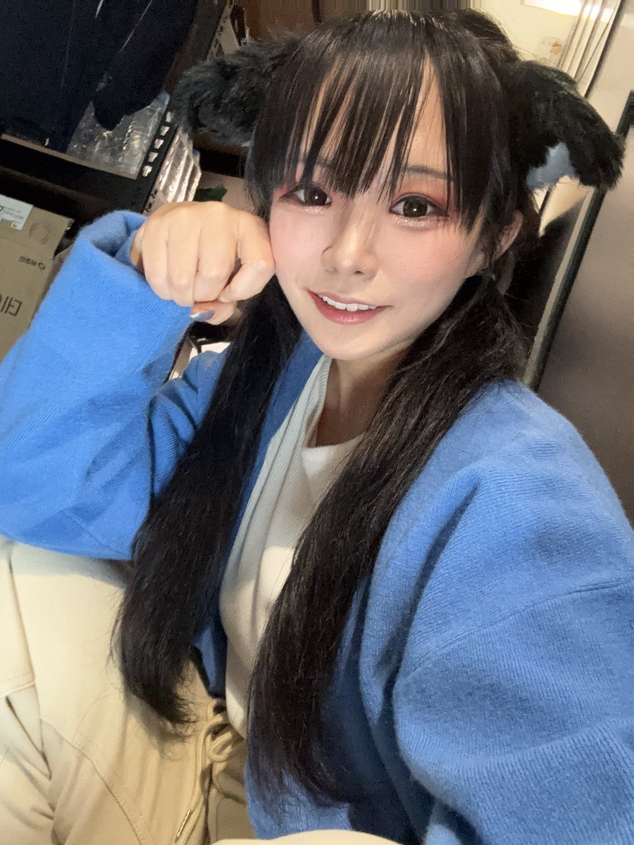 한야🌻11/29 どんな気持ちで空になるの tweet media