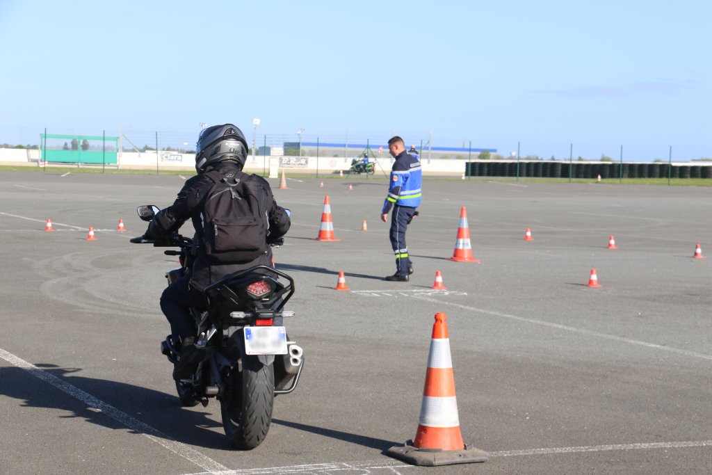 Image de Préfet de la Vendée - #SécuritéRoutière 🏍️ | Ce jeudi, le Groupement de Gendarmerie de la Vendée a organisé une journée d