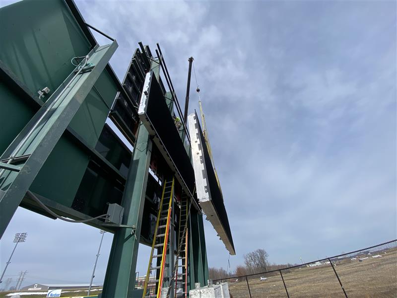 Daktronics's tweet image. Congratulations to Lind Media Company on the installation of their first Daktronics digital billboard in Avon, Ohio! 🎉 We’re honored to partner with your team &amp;amp; expand your network with dynamic, high-impact digital advertising.  #DOOH #DigitalBillboards #OOH #SmartCities #AdTech