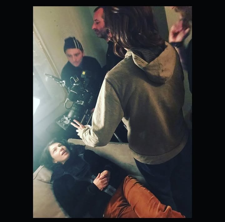 stanasposts's tweet photo. #StanaKatic Once upon a time I was allowed to direct a minute of ABSENTIA &amp; I was (insert thunder cracking here ⚡) #DRUNKwithPOWER ... ✌🏼🤘🏼🤙🏼 https://t.co/Aub1Y4xmYN