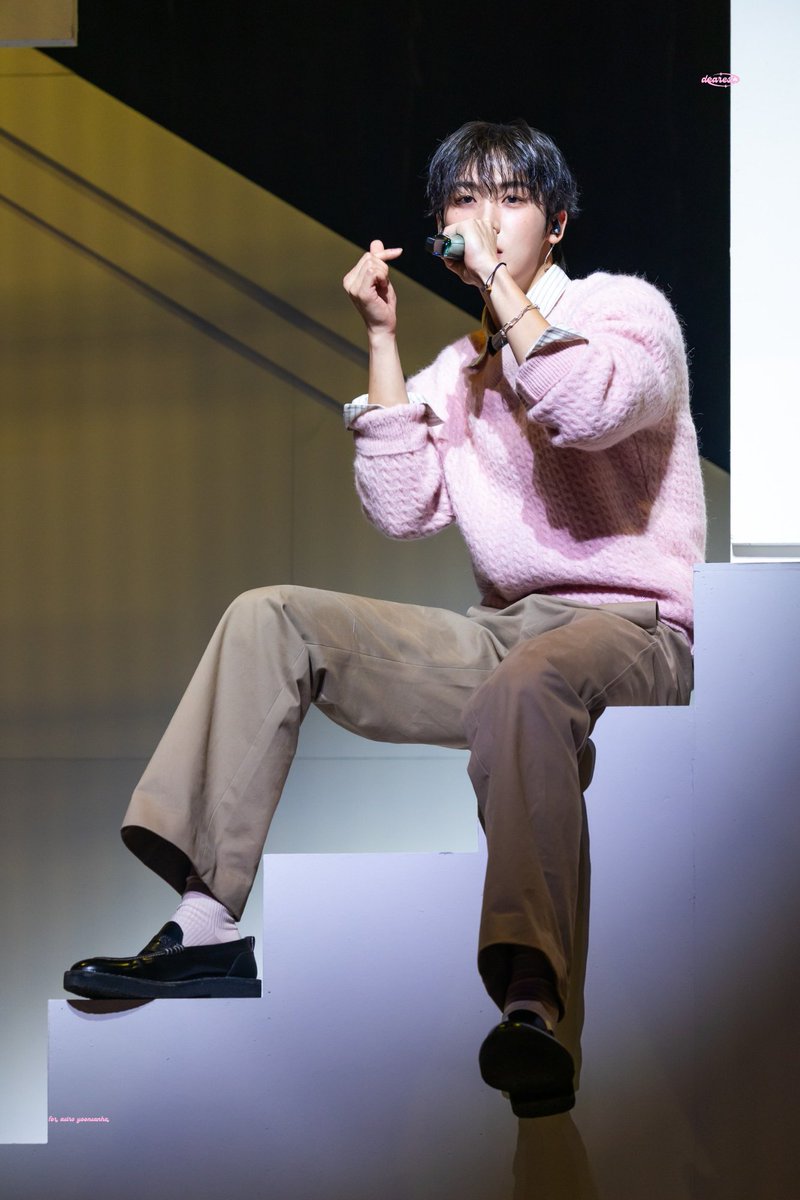 𝑑𝑒𝑎𝑟𝑒𝑠𝑡. tweet media