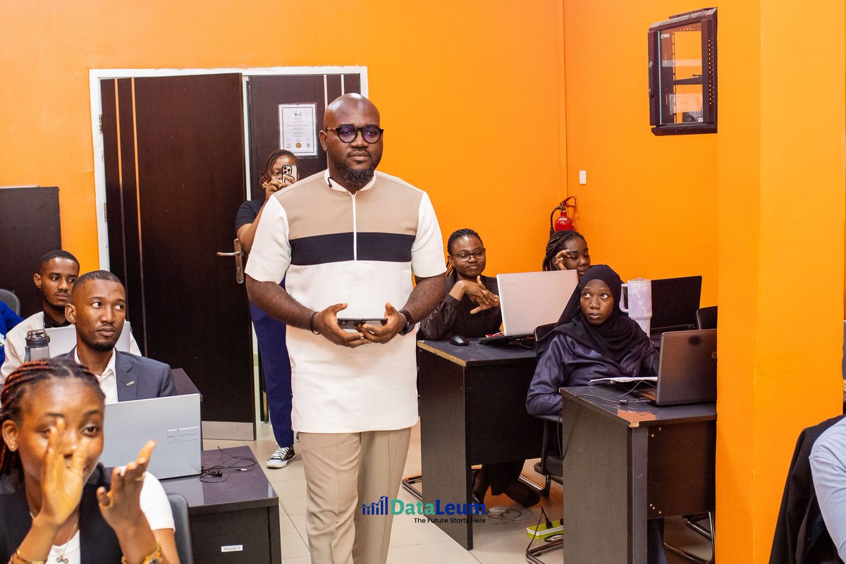 Dataleum tweet media