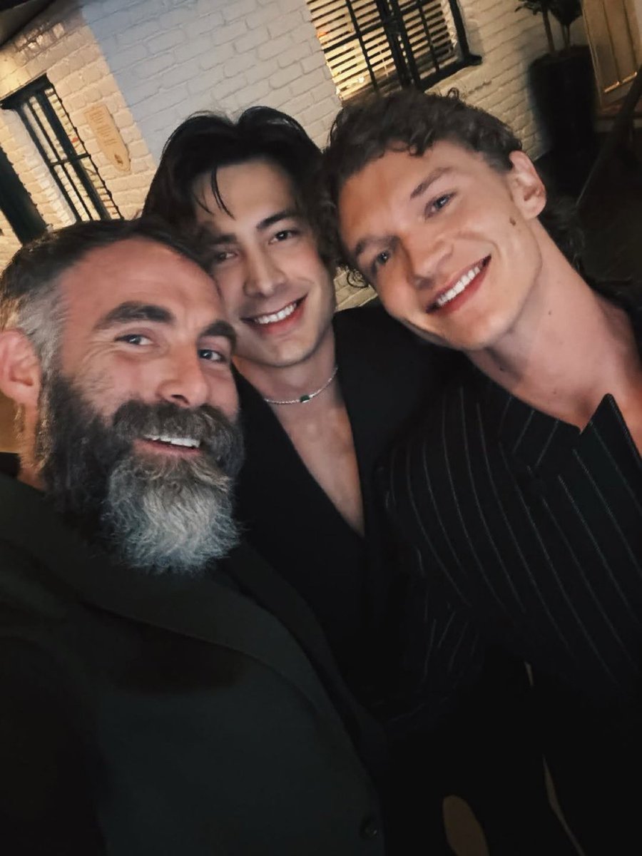 mary | hudcon’s version ♡ tweet media