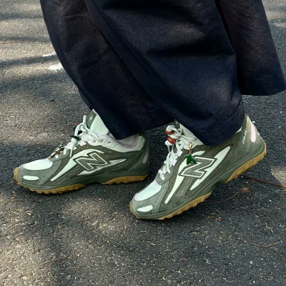 Fullress tweet media