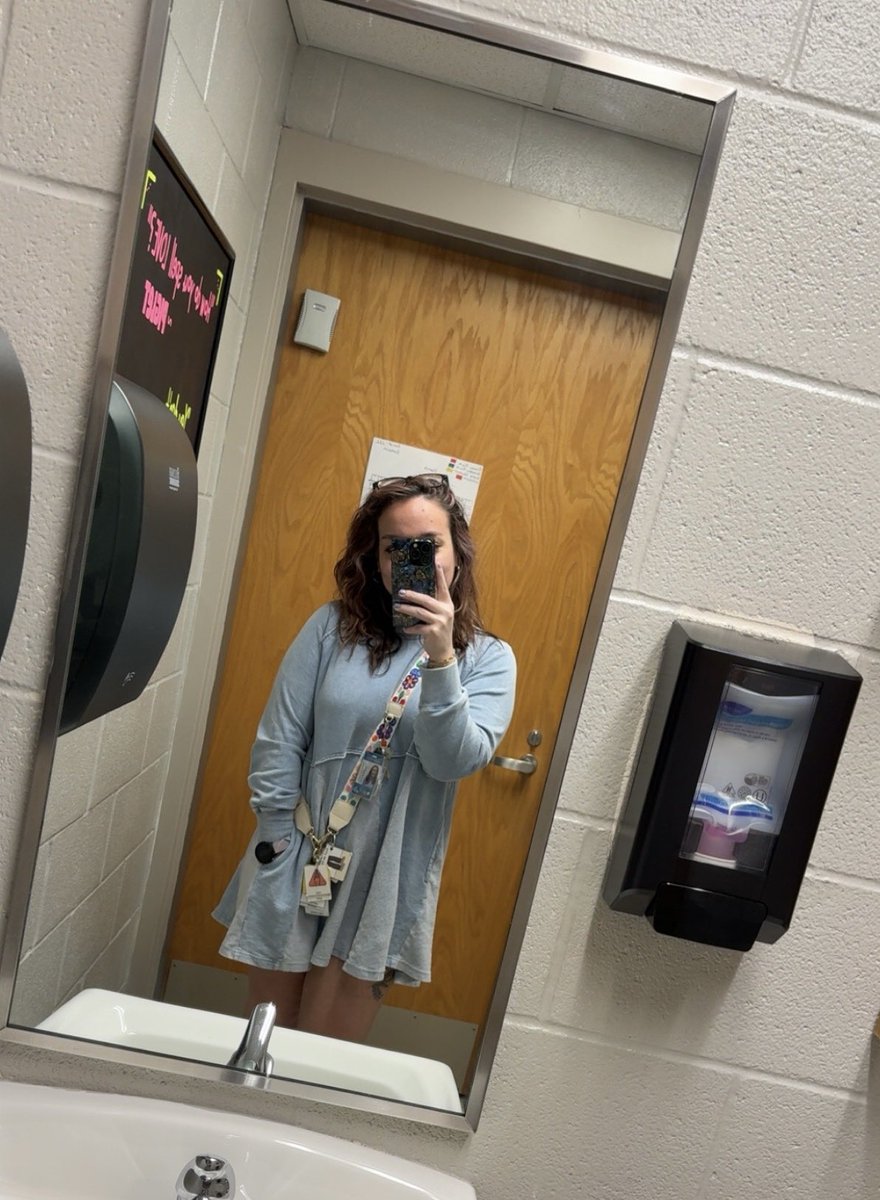 frannie. ☕️ tweet media