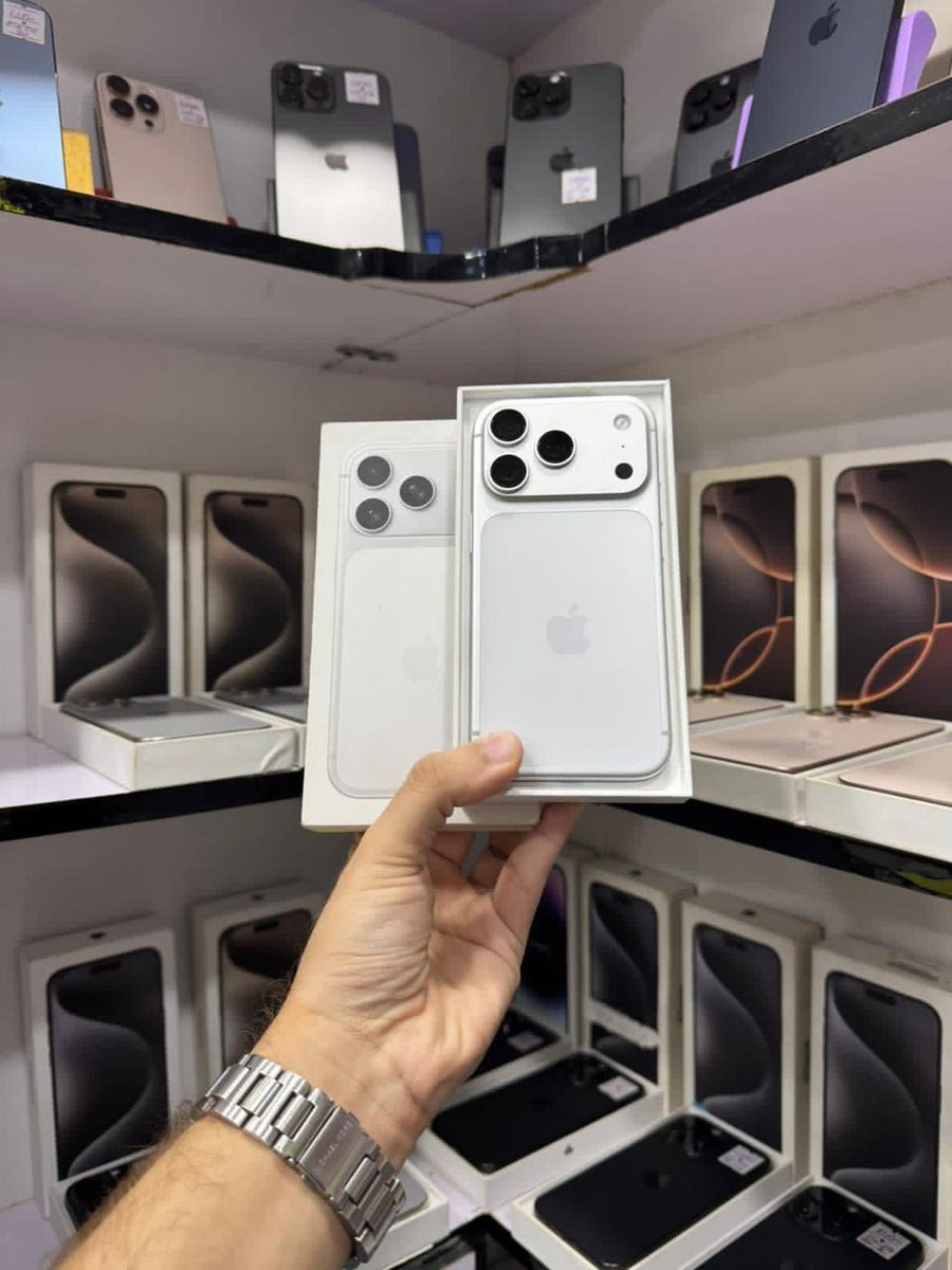 Techhubmobile's tweet photo. iPhone 17 Pro 256gb📱

28 Cycles Count Only 🔥
LLA / USA 🇺🇸
Complete Box 📦
Silver Colour 🤍
Brand-New Condition 10/10
Battery Health 100%
Non Pta ❌ (Sims Non Active)
Factory Unlock
Sealed Waterprooof 💦

ONLY IN 335,000/- 💵

📞Contact on Whatsapp:
03139259112

#iphone #apple https://t.co/uM3blhCd0C