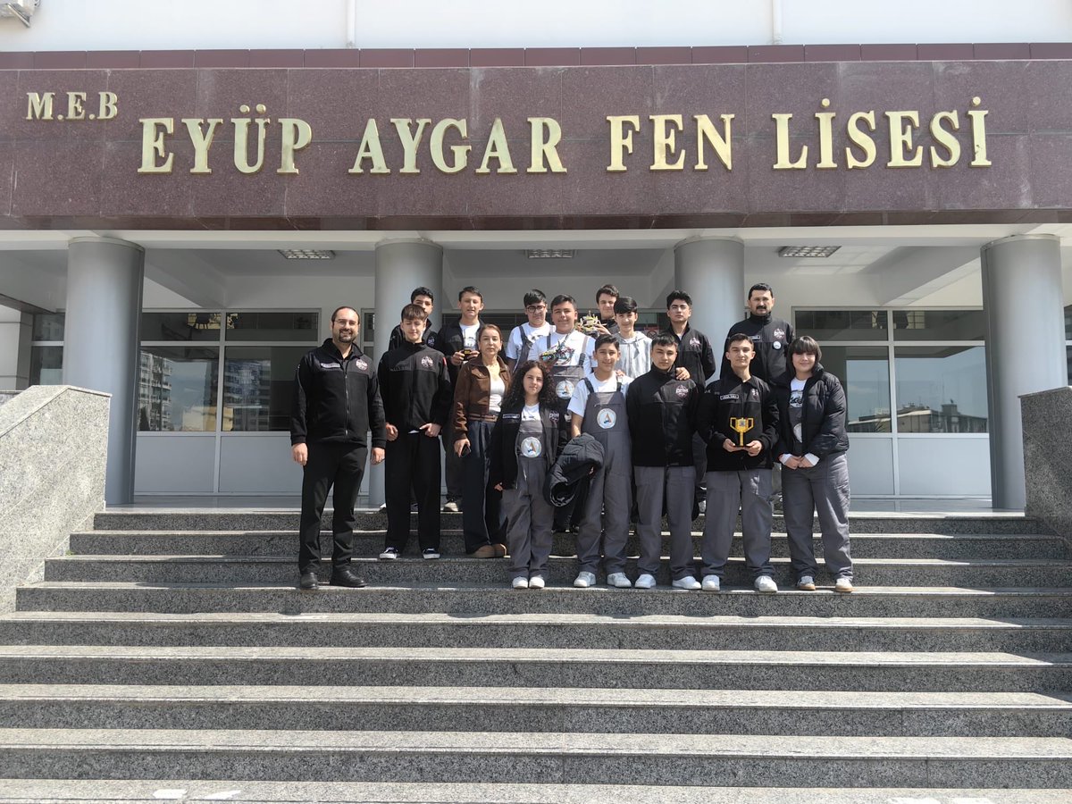 GençTek “Sahne Senin” etkinliğinde, YÖRÜ-K Teknoloji Takımımız sahne aldı. 

<a href="/tcmeb/">Millî Eğitim Bakanlığı</a> <a href="/Yusuf__Tekin/">Yusuf Tekin</a> <a href="/skaygusuz/">Salih Kaygusuz</a> <a href="/valiatillatoros/">Atilla Toros</a> <a href="/MersinMEM/">Mersin İl Millî Eğitim Müdürlüğü</a> <a href="/tcmeb_mtegm/">Meslekî ve Teknik Eğitim Genel Müdürlüğü</a> @muhammed0744 <a href="/Nazmikendigelen/">Nazmi kendigelen</a> <a href="/kutlutekinbas/">Kutlutekin BAŞ</a> <a href="/FatihBurgut/">Fatih BURĞUT</a> <a href="/BaykalBasdemir/">Baykal BAŞDEMİR</a> <a href="/HarunUZER/">🇹🇷Harun ÜZER 🇹🇷 Türkiye Devlet Görevlisi</a> <a href="/toroslarmem/">Toroslar İlçe Milli Eğitim Müdürlüğü</a>
<a href="/kaanaydemir_33/">Kaan AYDEMİR</a> <a href="/OmerYigit8161/">Ömer YİĞİT</a>