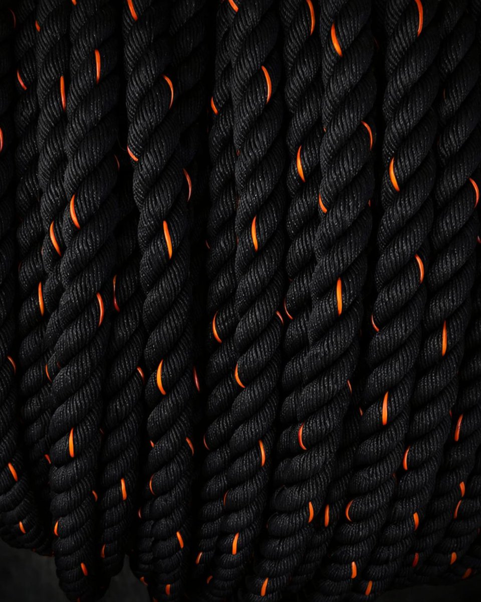 INTHEMARKETIE's tweet image. Unleash the power. ⚡️
Looking for the ultimate full-body burner? The ITM Competition Battle Rope is built to challenge your strength, endurance, and core all at once.

📍 Shop at inthemarket.ie.
🚚 Fast nationwide delivery.
#battleropes #functionalfitness #inthemarket