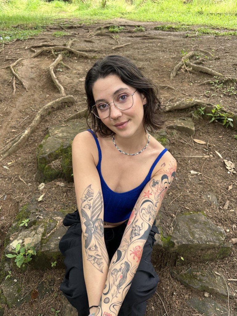 Lizz🤞 tweet media