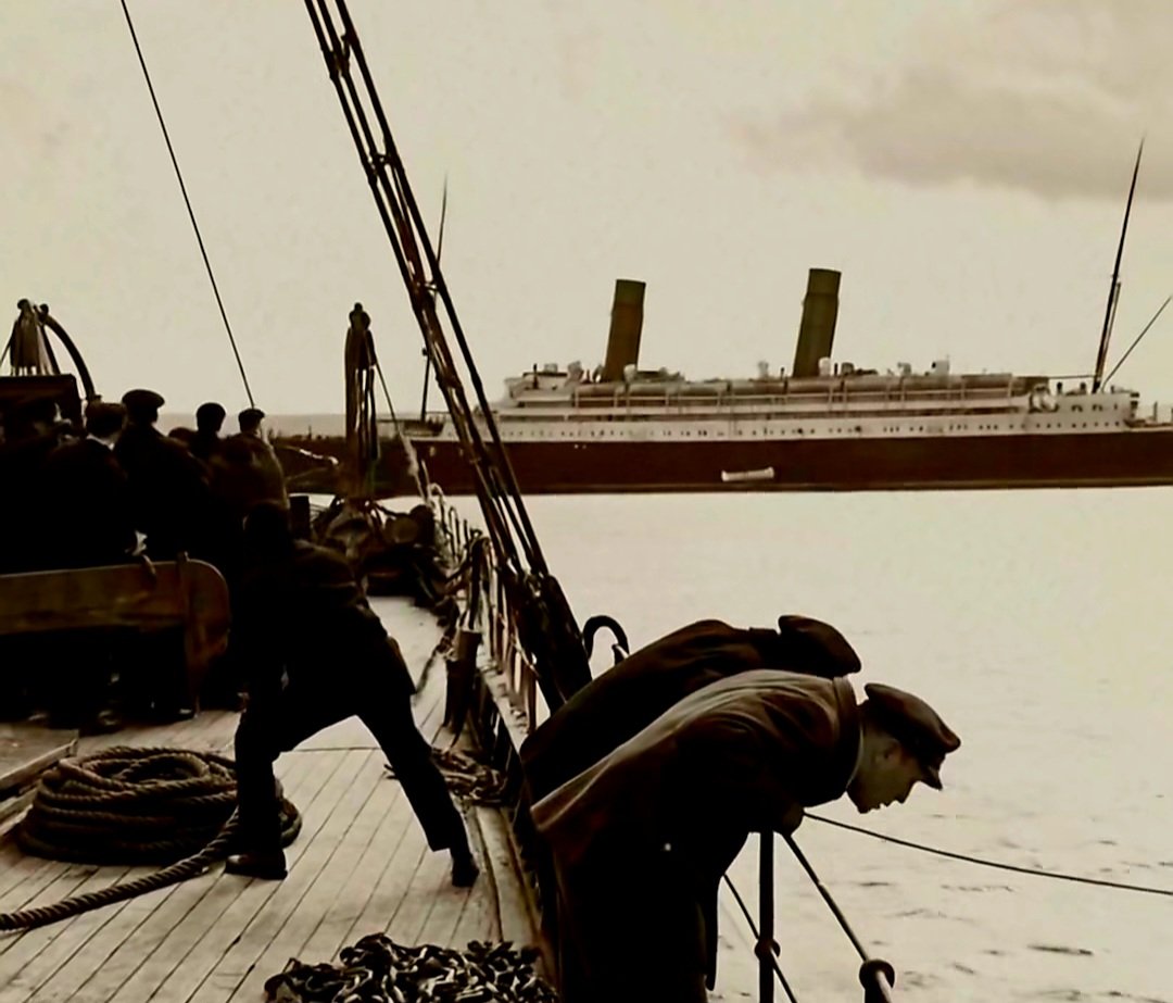 'SPARTACUS' tweet media