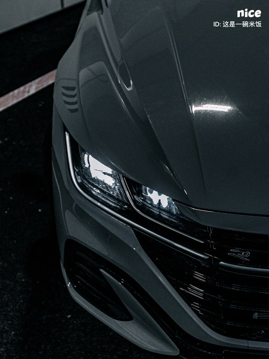 MattROak tweet media