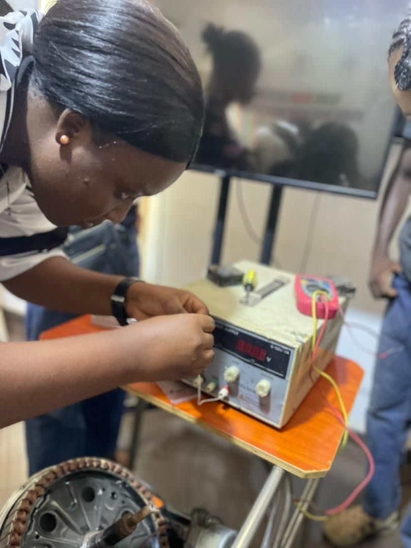 SolarTaxiGh's tweet image. At our Kumasi branch, the Female Engineers Academy participants are actively engaging in hands-on sessions  applying theory to real electrical and EV-related systems.

#WomenInEngineering #WomenInTech #STEMGirls #FutureEngineers #TechAfrica #InnovationAfrica