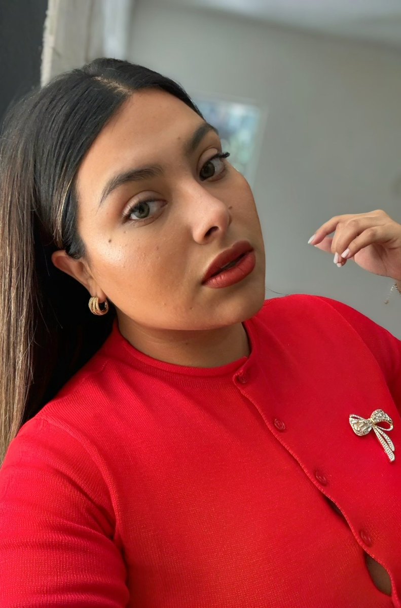 𝐆iovanna Loredo tweet media