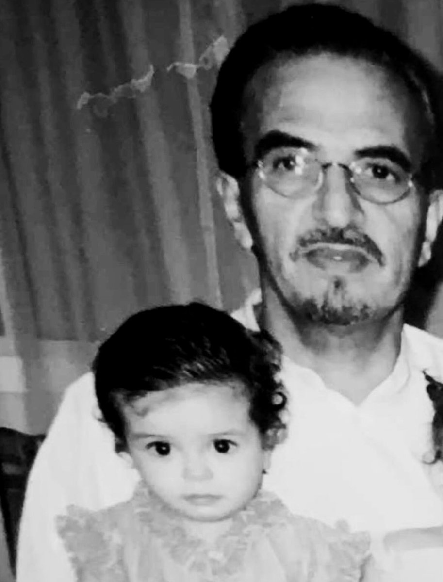 lldny_'s tweet photo. اللهم بعدد قطرات المطر ارحم جدي رحمةً لا تنتهي ومغفرةً لا تنقطع وبرّد عليه في قبره، اللهم أمطر على قبره من سحائب رحمتك🤍. https://t.co/2fa0Gc7Eva