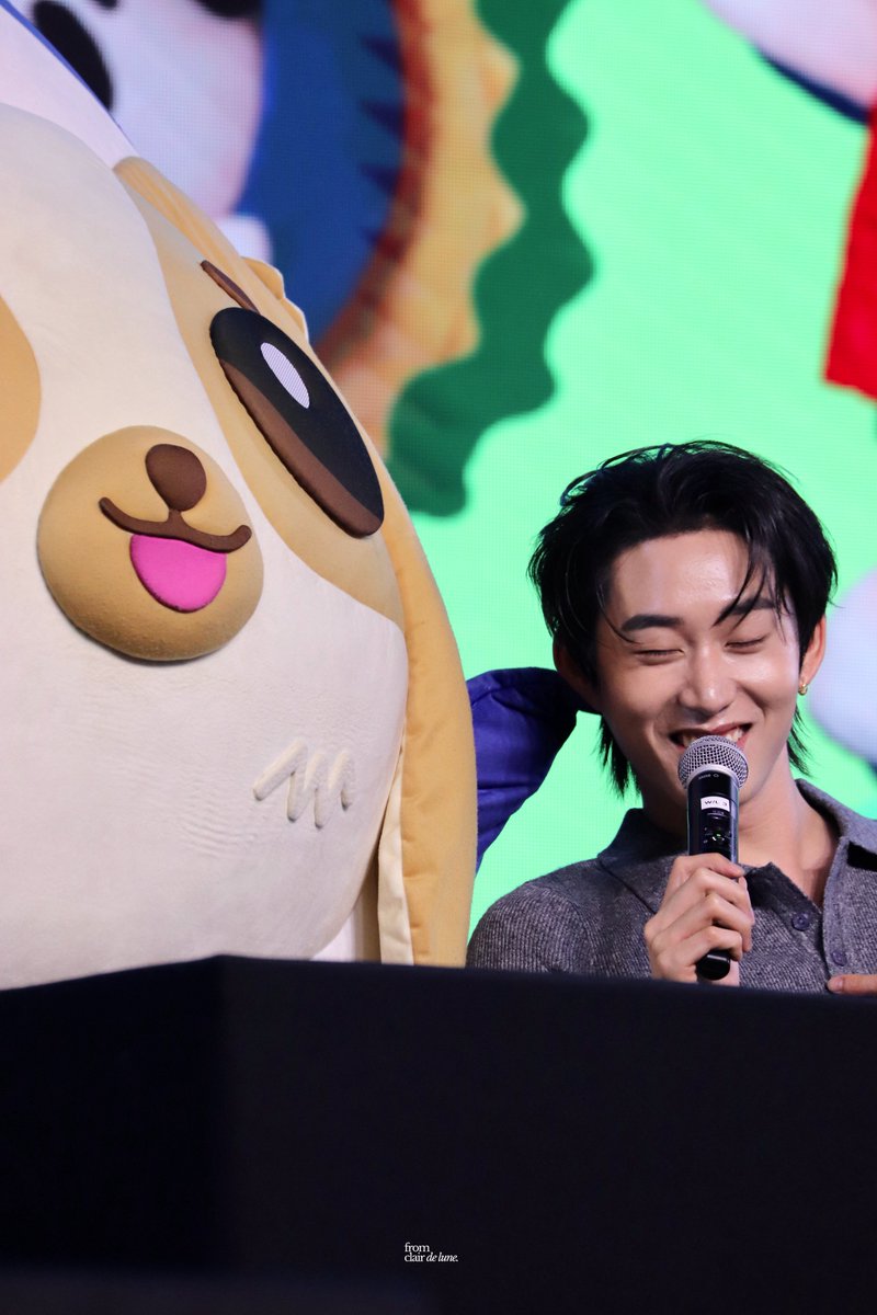 from, clairdelune. tweet media